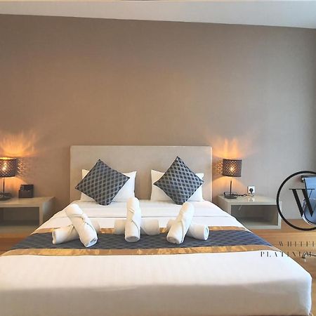 The Platinum Klcc Suites By Whitfield Kuala Lumpur Exterior photo