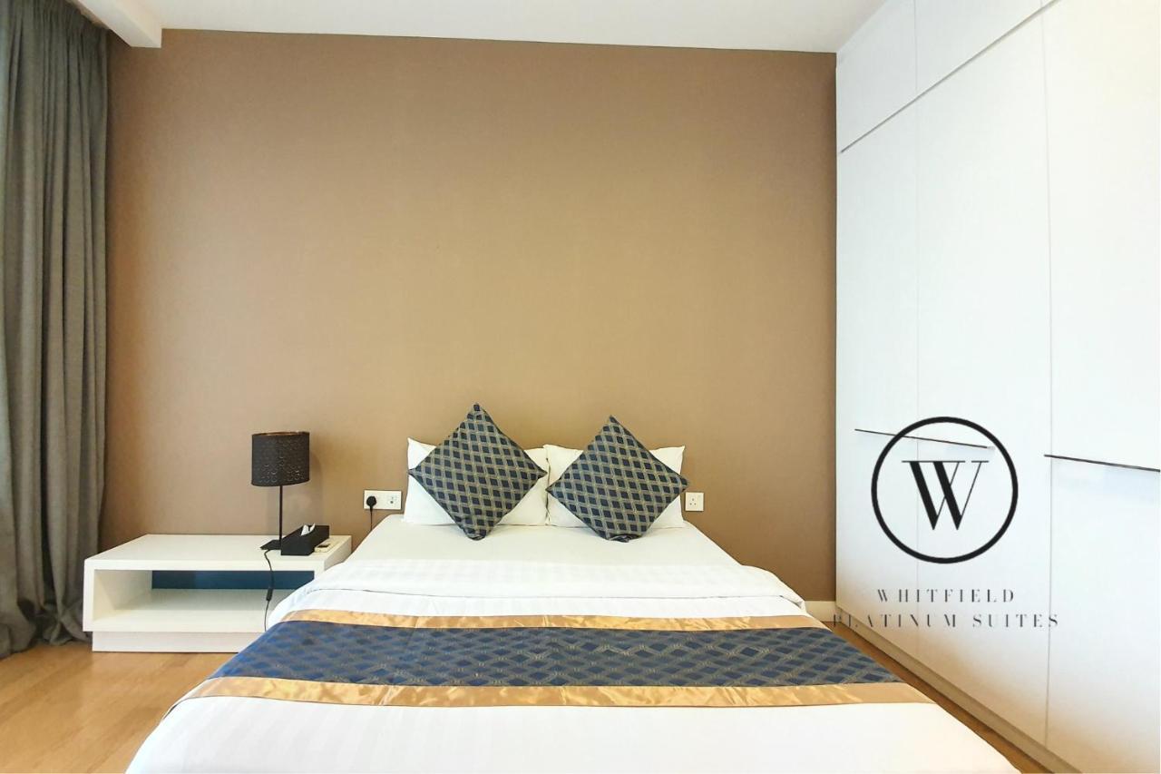 The Platinum Klcc Suites By Whitfield Kuala Lumpur Exterior photo