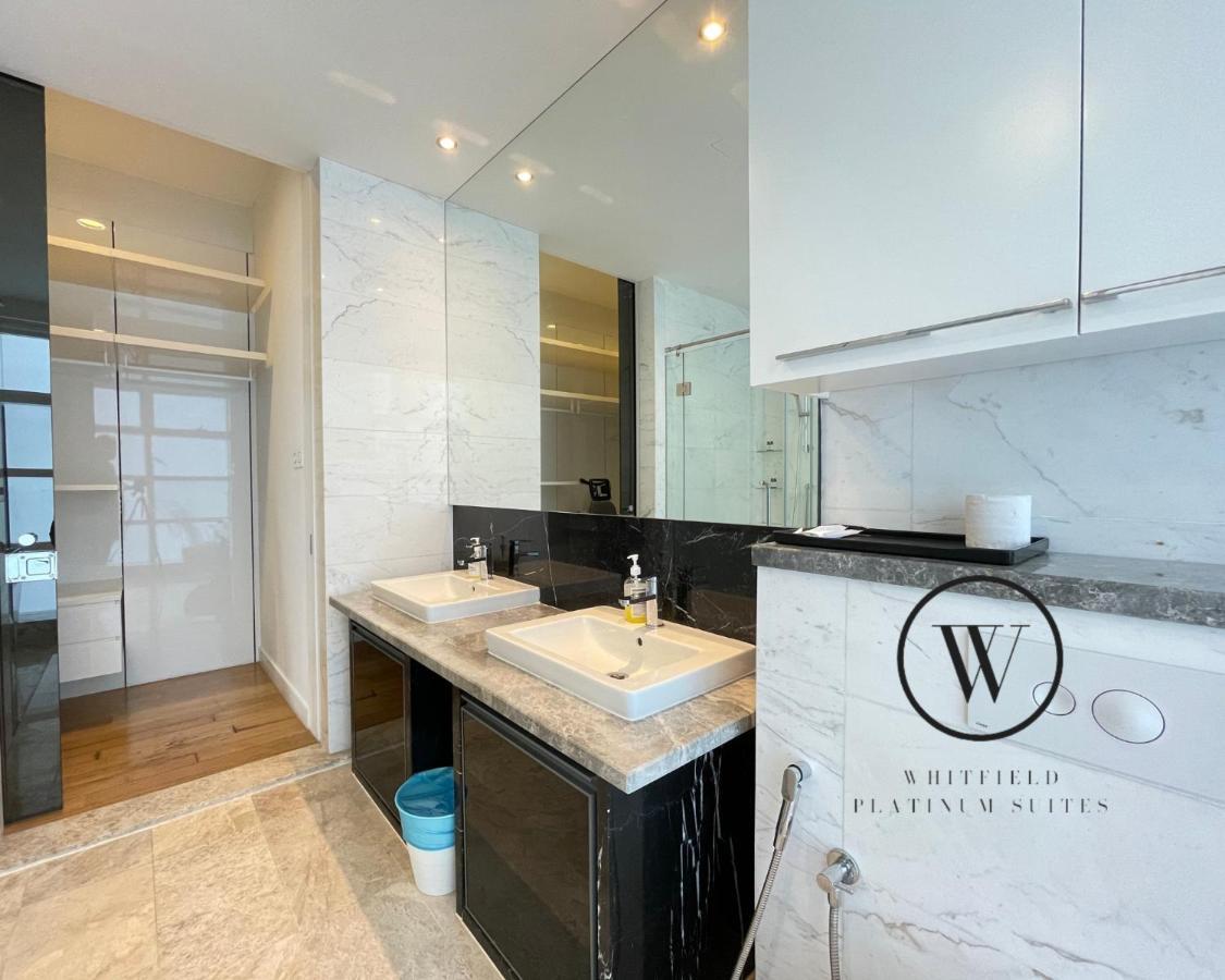 The Platinum Klcc Suites By Whitfield Kuala Lumpur Exterior photo